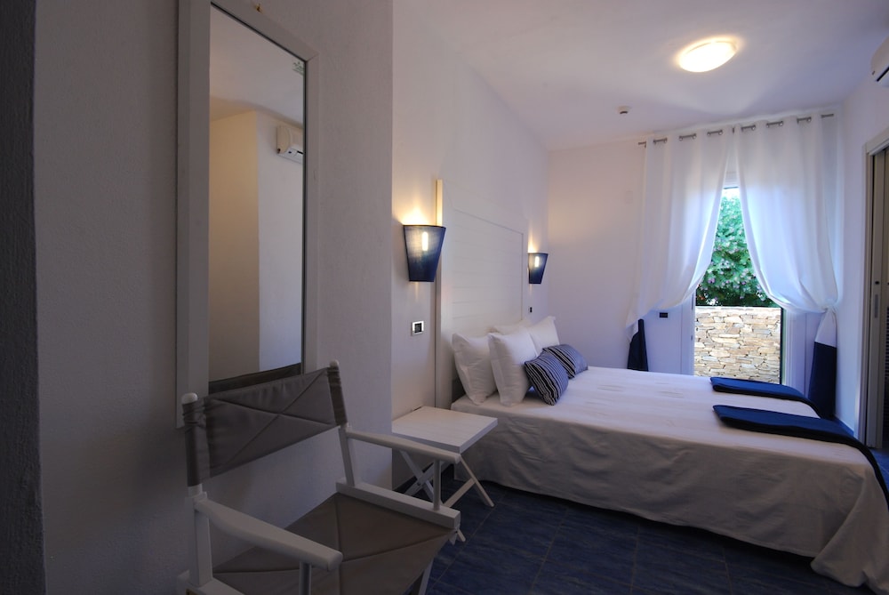 Superior Double Room - Photo 14