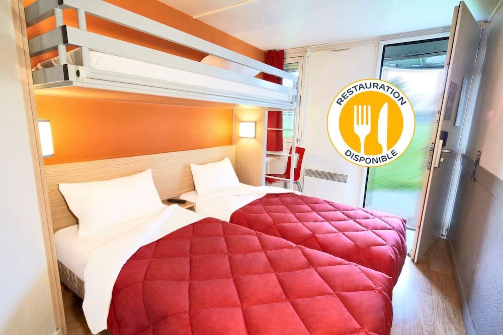 Standard Room, 3 Twin Beds - Photo 1