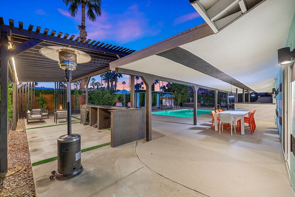 The Ritz - Luxury Home With Pool Speakeasy Bar, Billede 15
