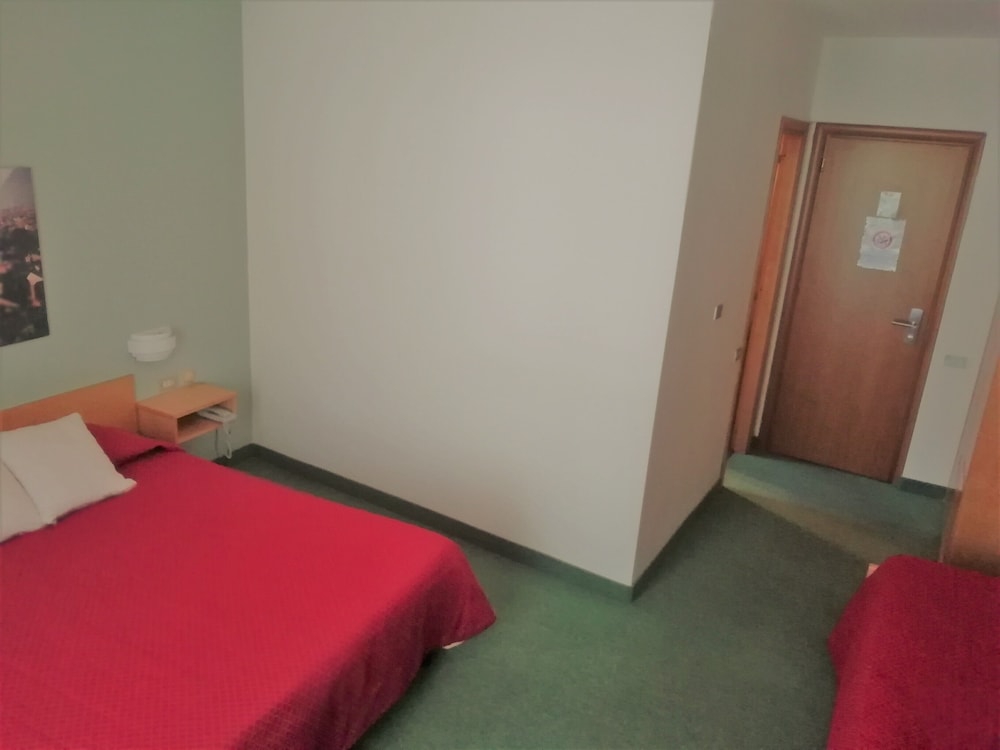 Triple Room - Photo 2