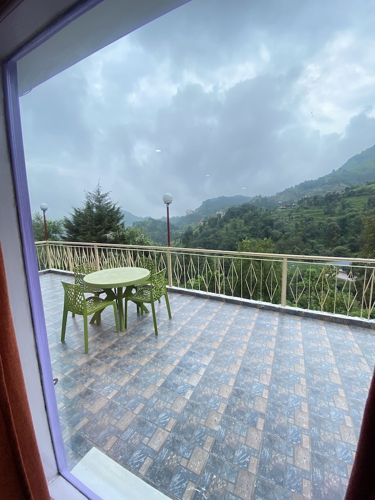 Villa - Photo 3