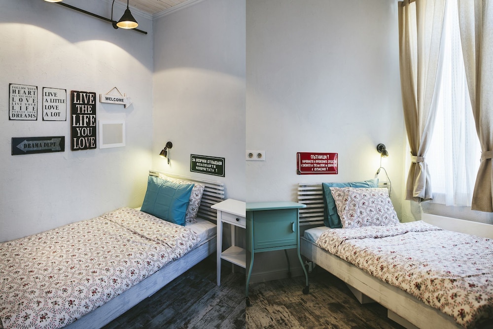 Double Room, Shared Bathroom photo 3