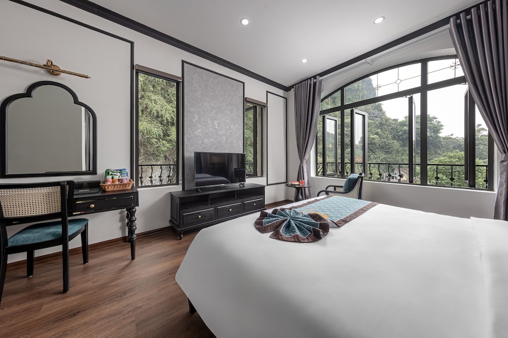 Deluxe Double Room, Mountain View - Photo 1