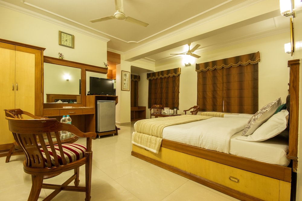 Deluxe Room - Photo 6
