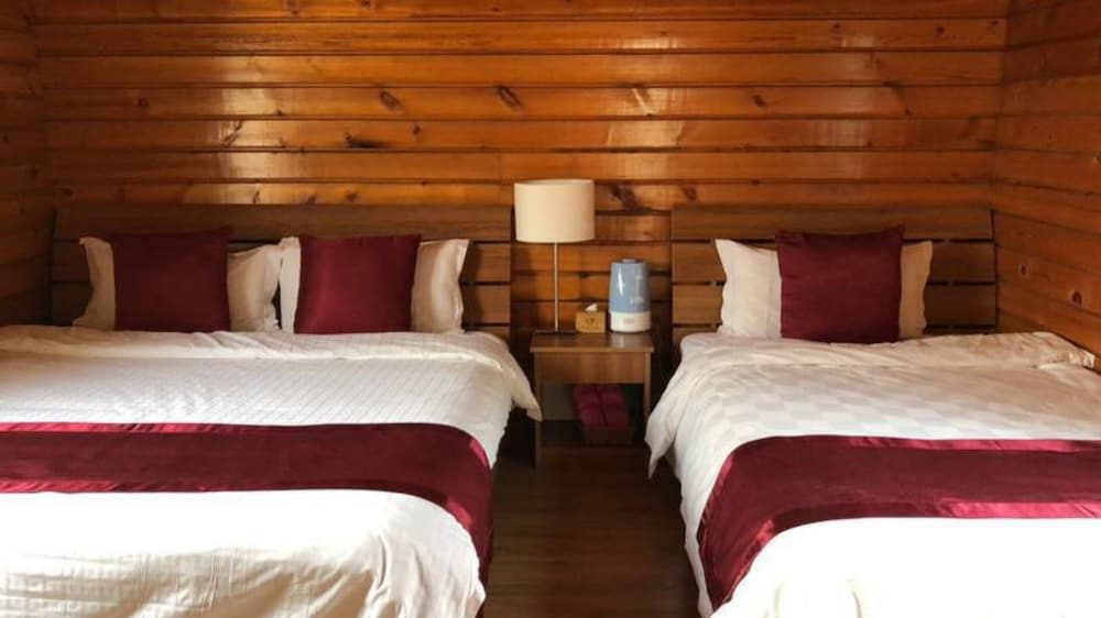 Signature Chalet, 1 Bedroom, Courtyard Area photo 1