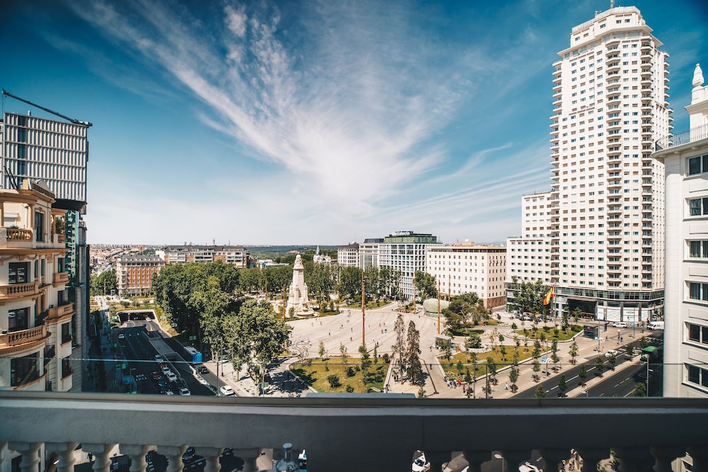 Premium Room, City View (High floor) thumbnail 6