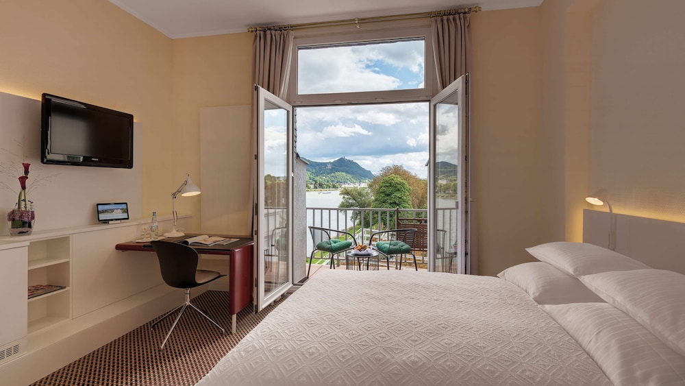 Superior Room, 1 Double Bed, Balcony, River View - Photo 4