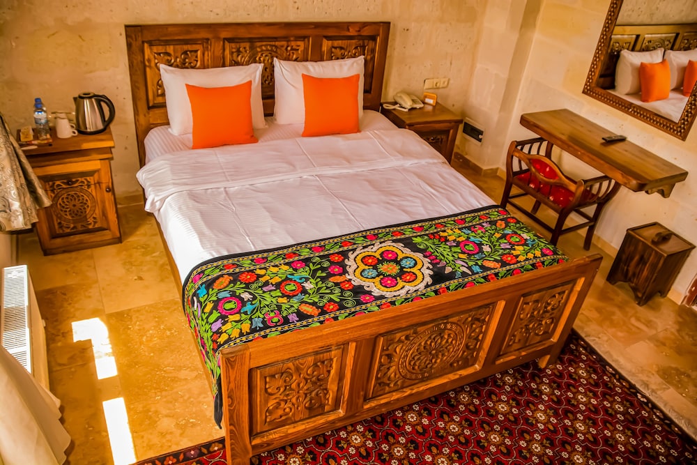Deluxe Room - Photo 4
