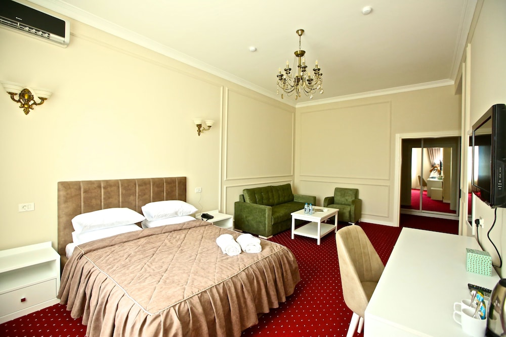 Family Double Room