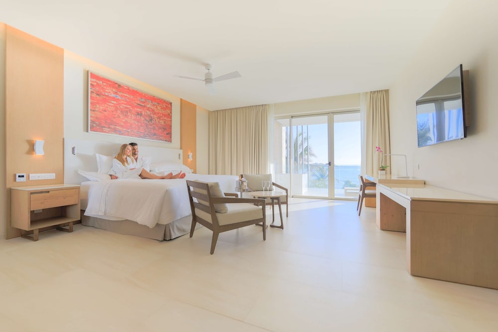 Junior Suite, Oceanfront