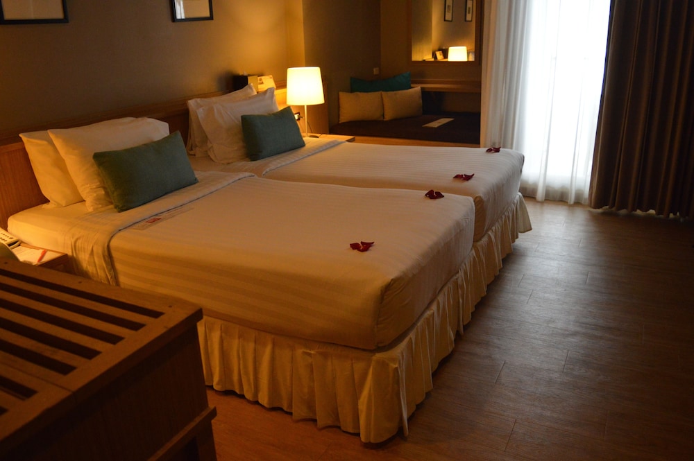 Deluxe Room - Photo 4