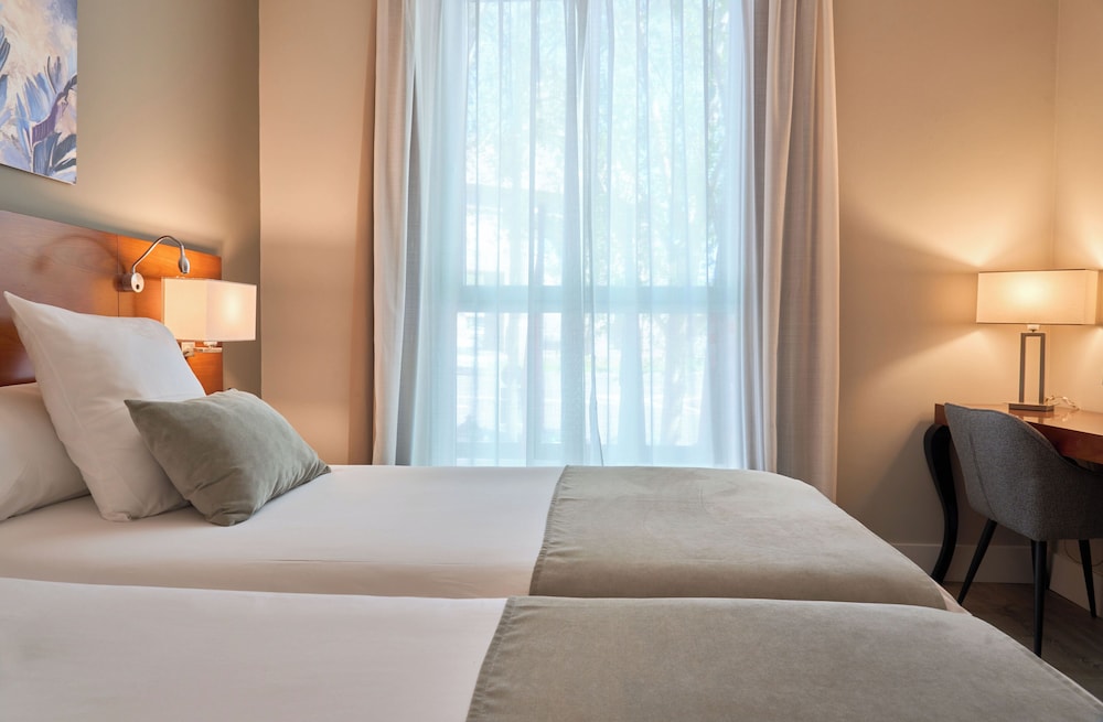 Double Room - Photo 4