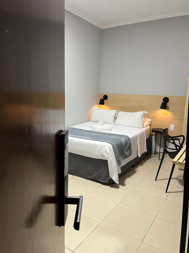 Deluxe Triple Room photo 3