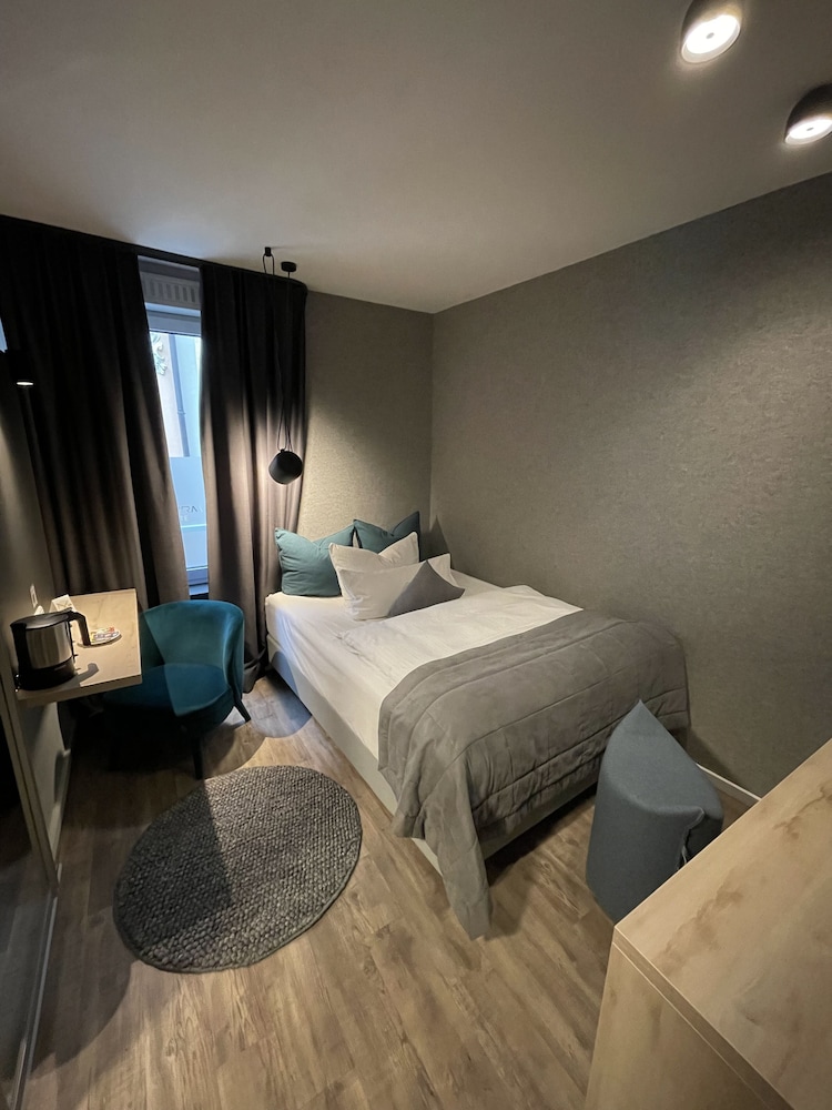 Superior Single Room