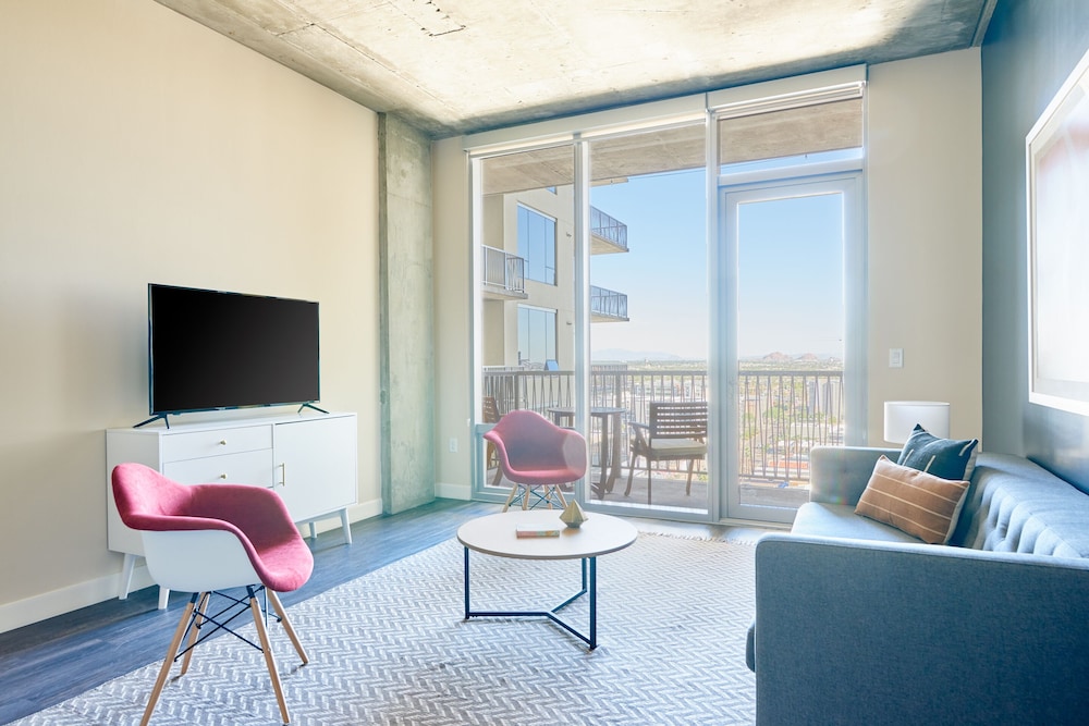 Deluxe Apartment, 1 Bedroom, Balcony photo 1