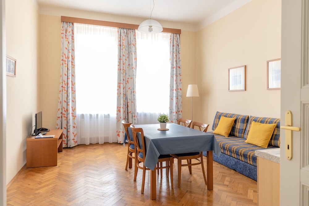 Deluxe Apartment, 1 Bedroom, Non Smoking, City View, photo 6