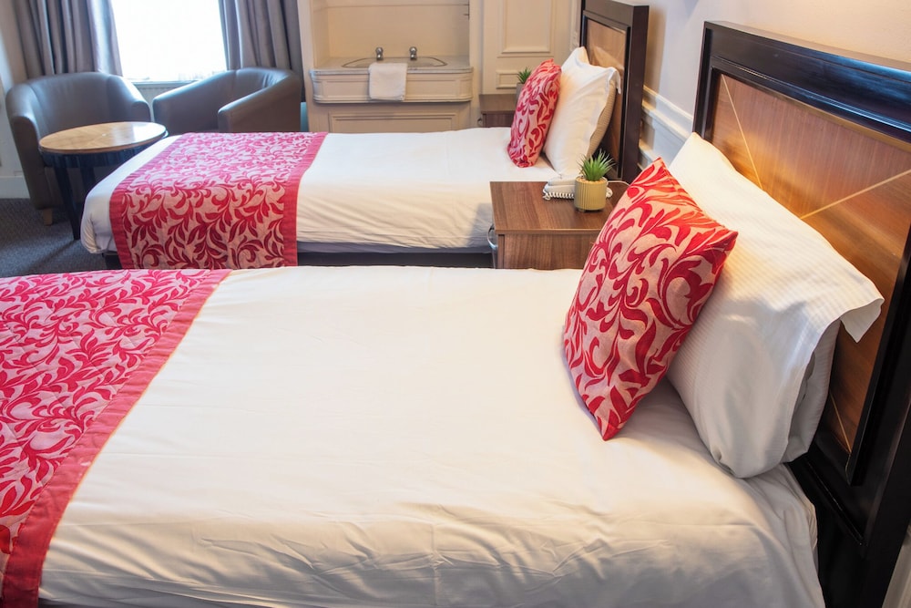 Standard Twin Room - Photo 5