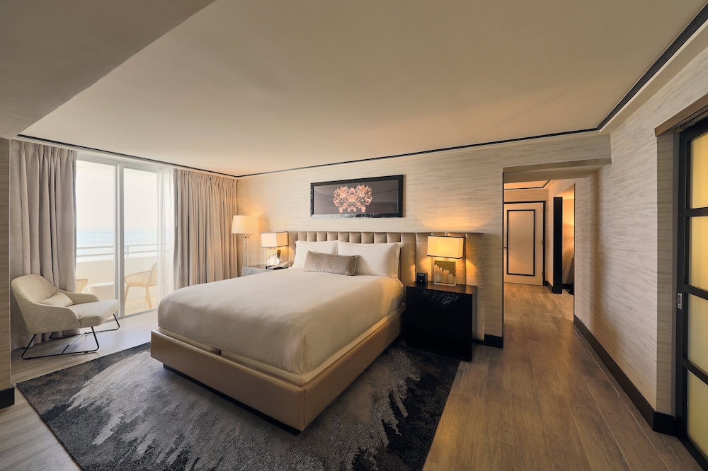 Presidential Suite, Oceanfront (Vice Presidential)