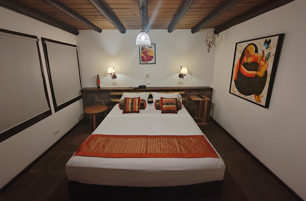 Deluxe Single Room, 1 King Bed photo 1