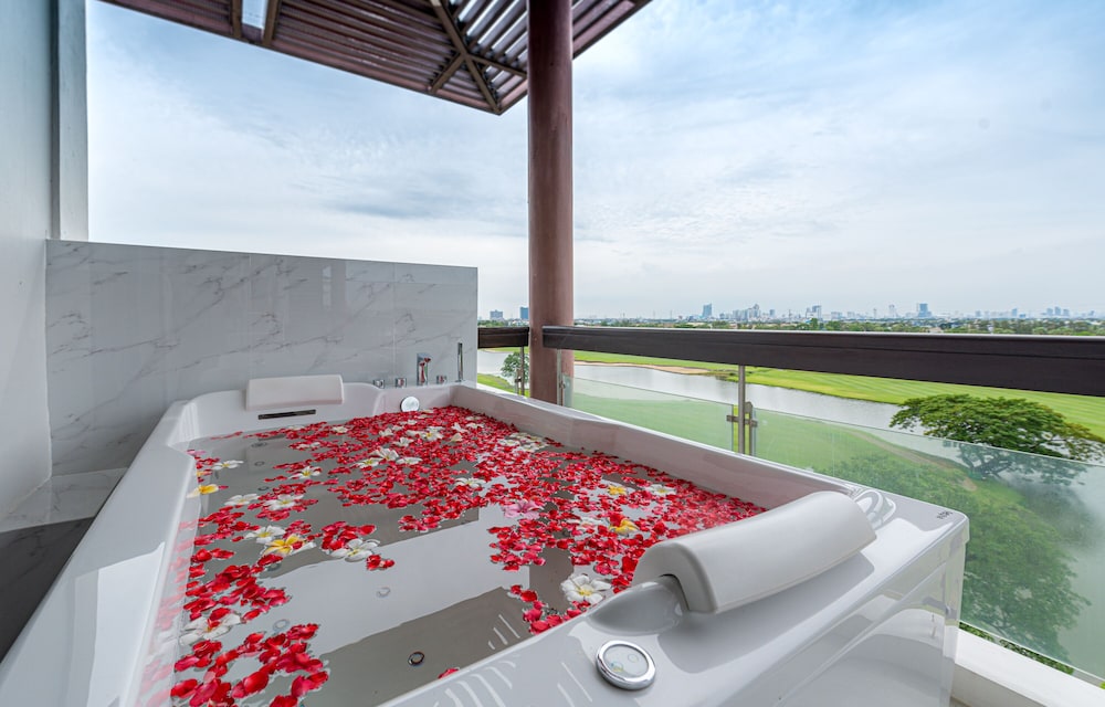 Grand Sky Suite - Free Suvarnabhumi Airport Transfer - Photo 19