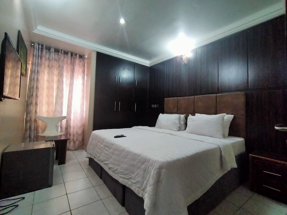 Standard Room - Photo 1