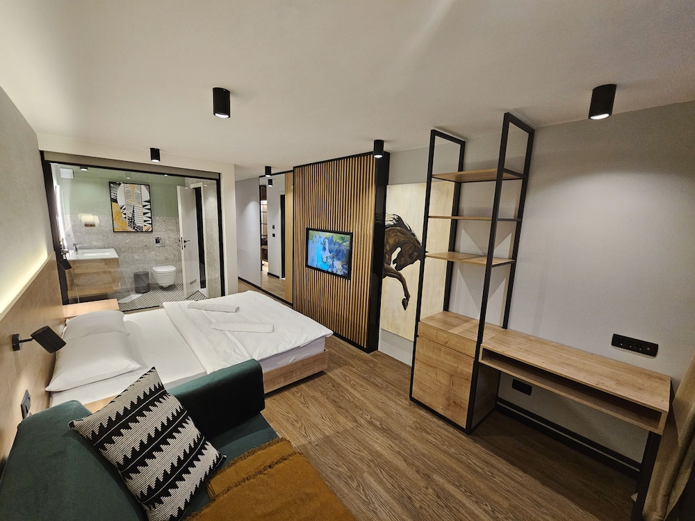 Premium Double Room photo 2