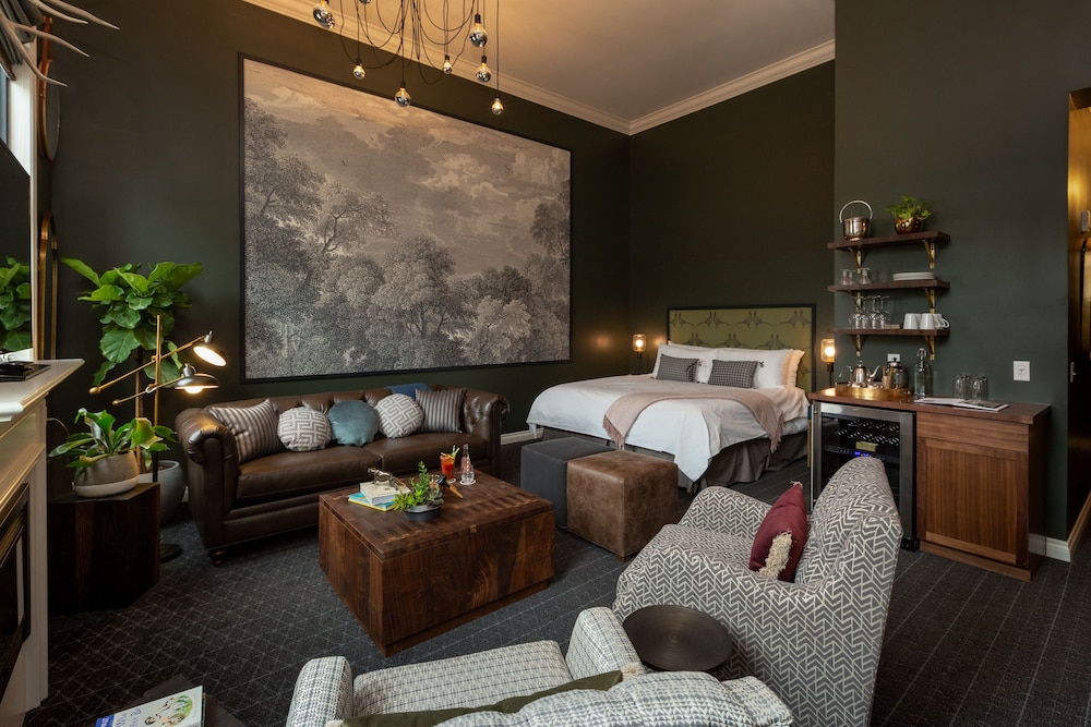 Room, Multiple Beds