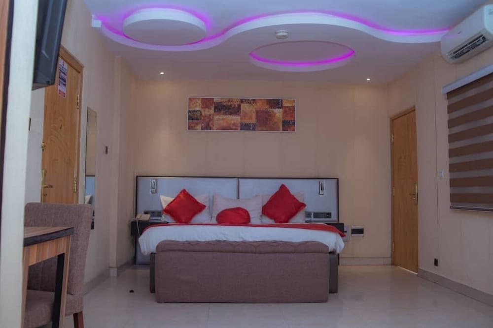 Luxury Room
