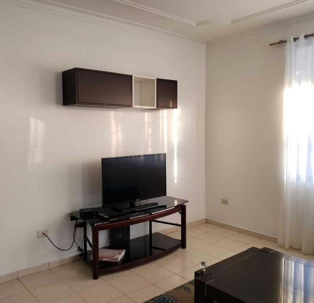 Family Apartment photo 2