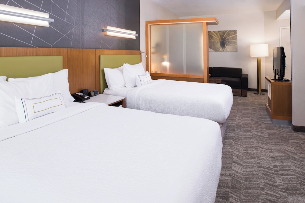 Suite, Multiple Beds (Hearing Accessible) - Photo 2