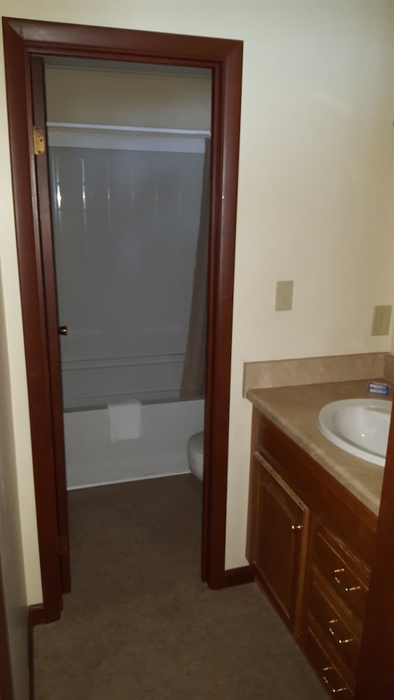 Economy Double Room photo 3