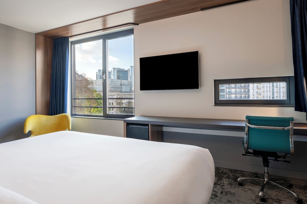Superior Room, 1 King Bed - Photo 1