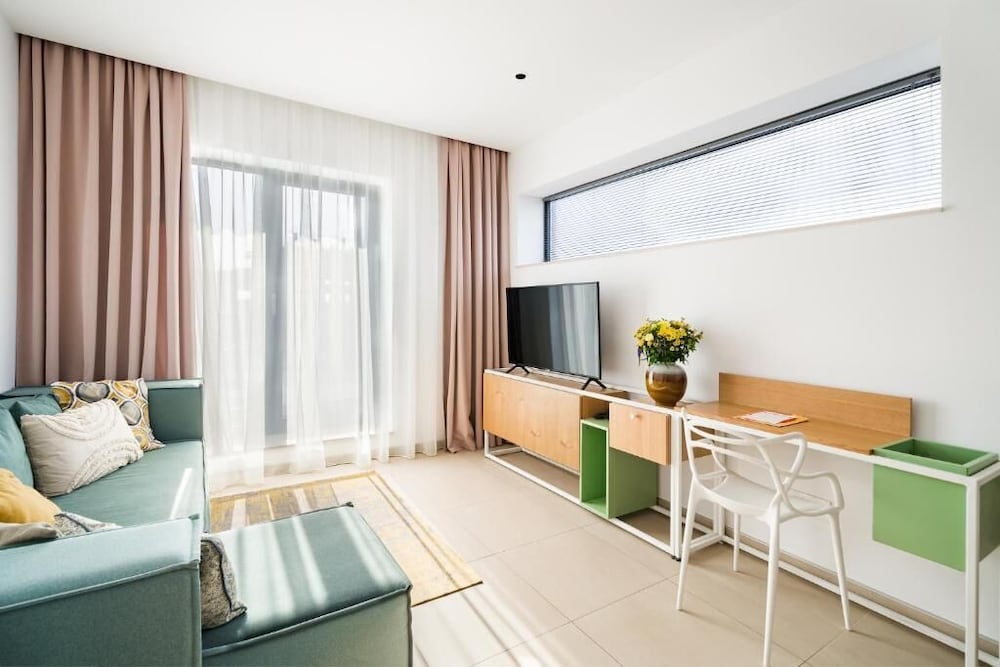 Classic Suite, City View photo 2