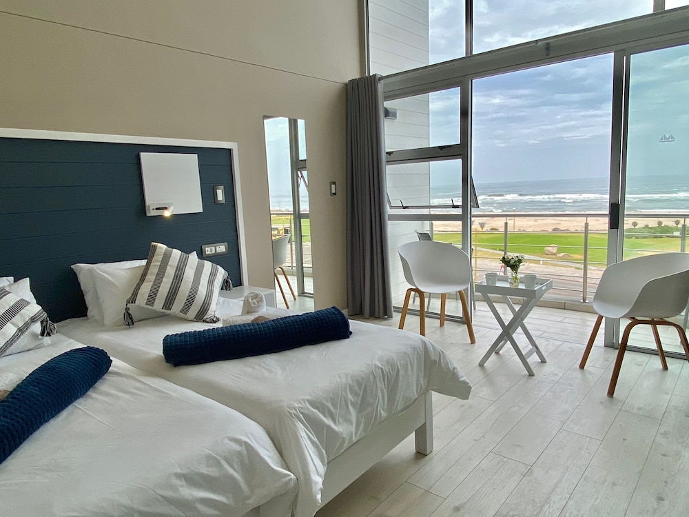 Deluxe Double or Twin Room photo 3