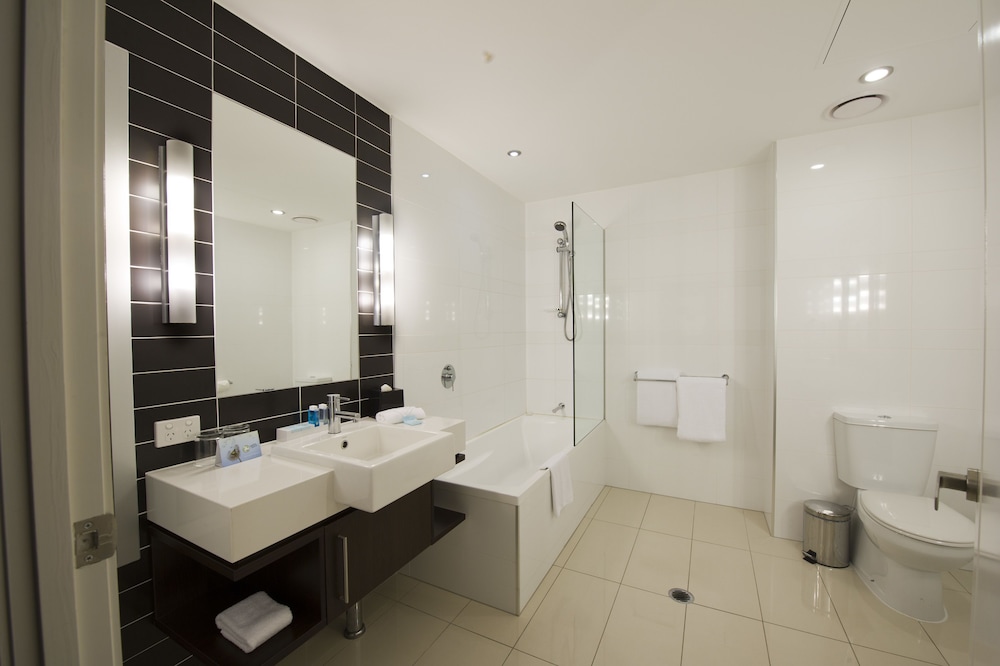 Premier Room, 1 King Bed