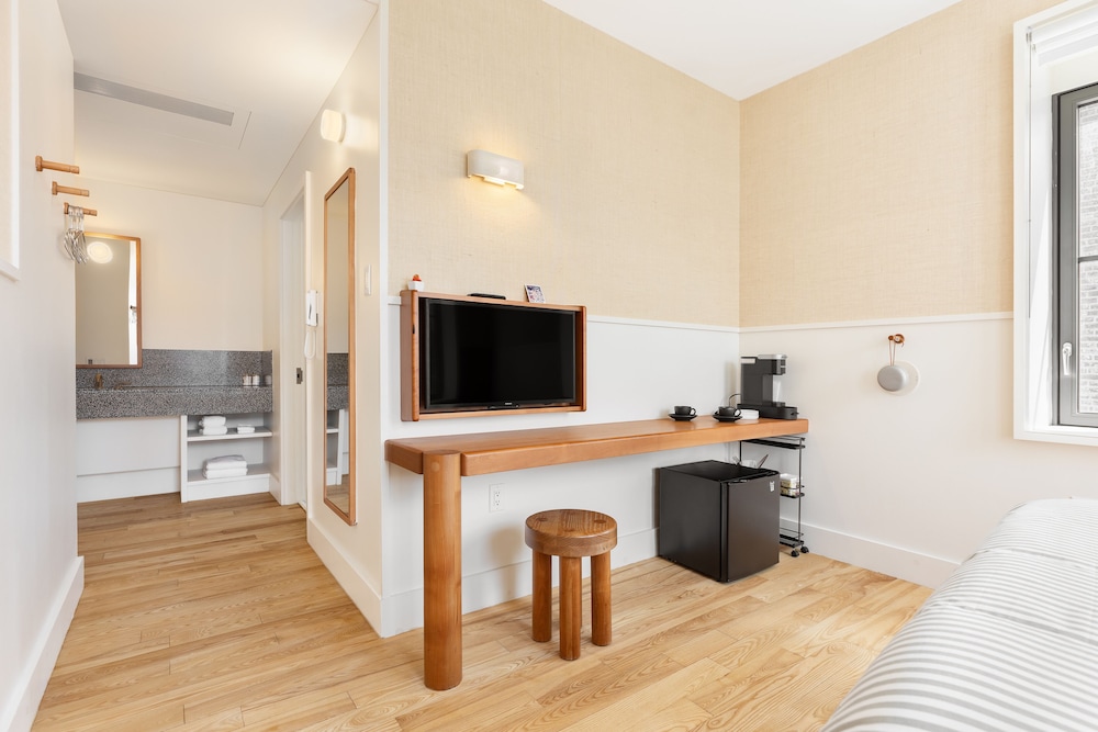 Grand Room photo 2