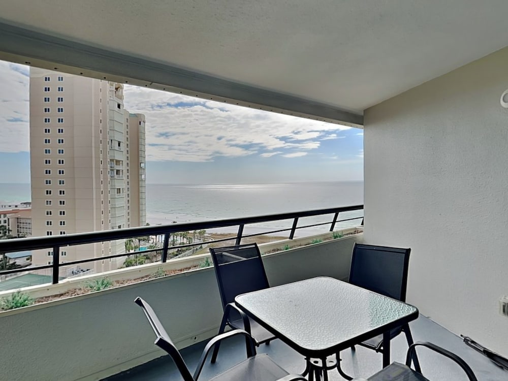 Condo (2 Bedrooms)