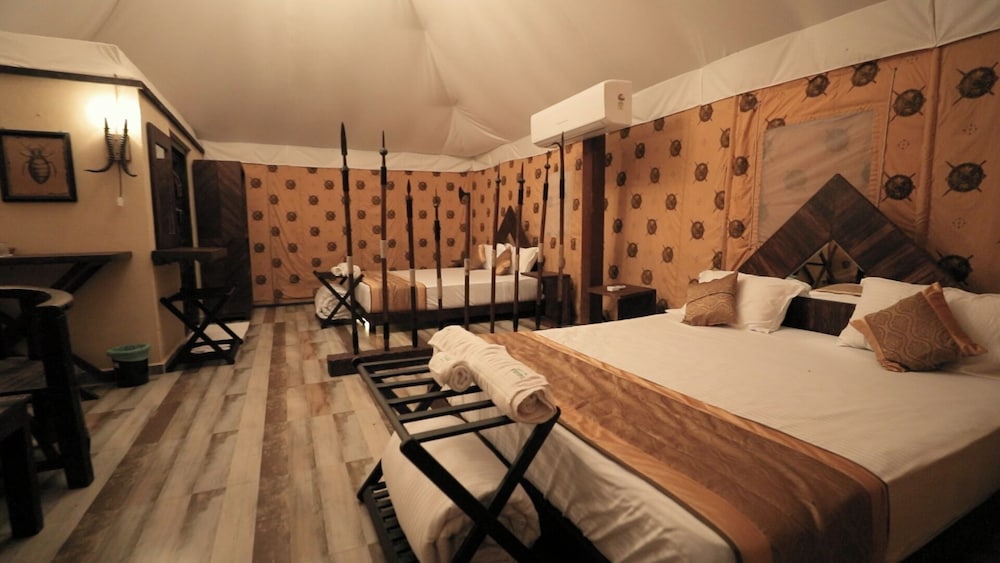 Royal Tent photo 1