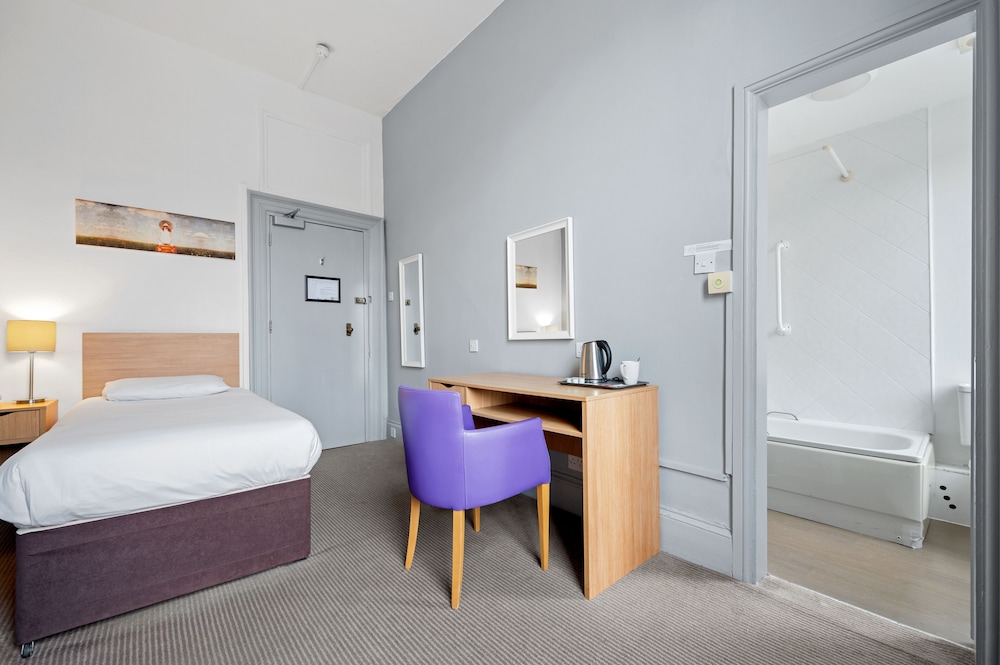Standard Single Room photo 2
