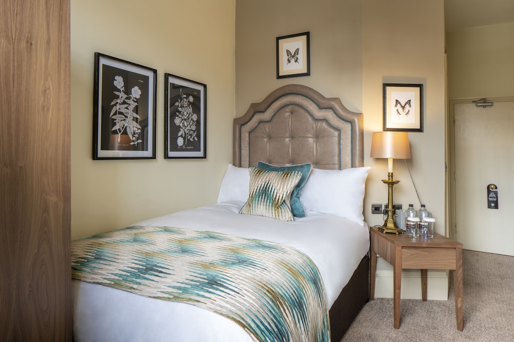 Classic Single Room