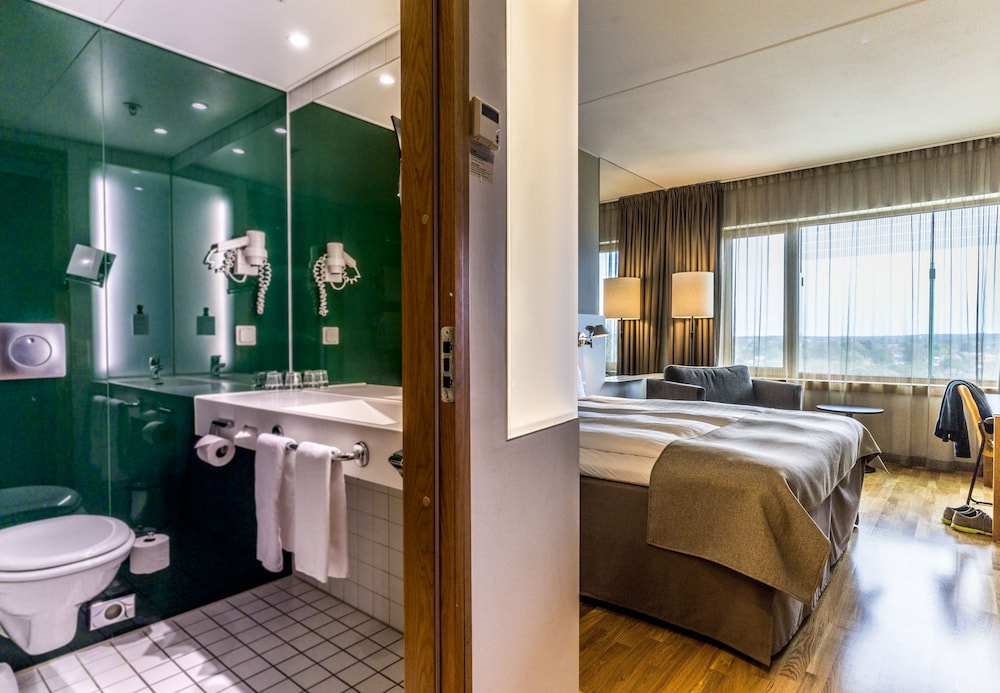 Twin Room - Photo 8