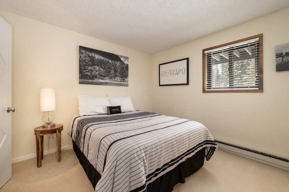Condo, 3 Bedrooms photo 3