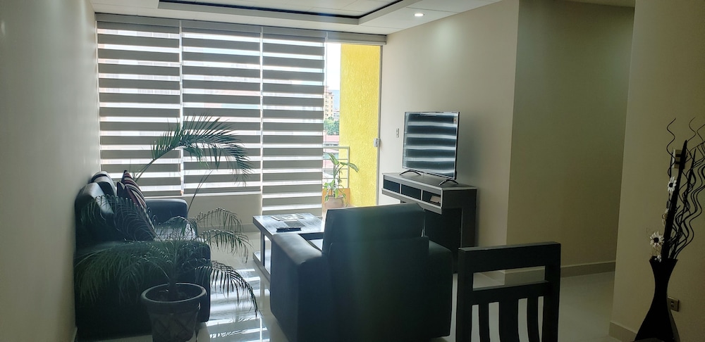 Apartment photo 3