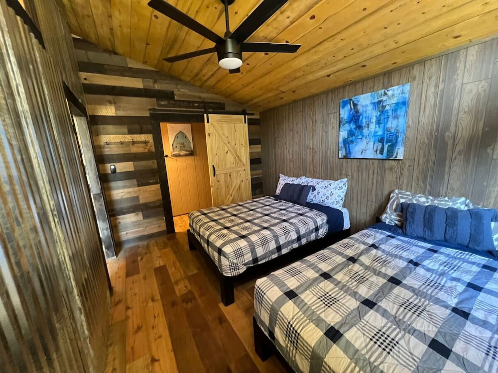 Superior Cabin, Courtyard View photo 1
