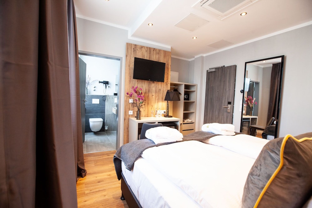 Honeymoon Double Room