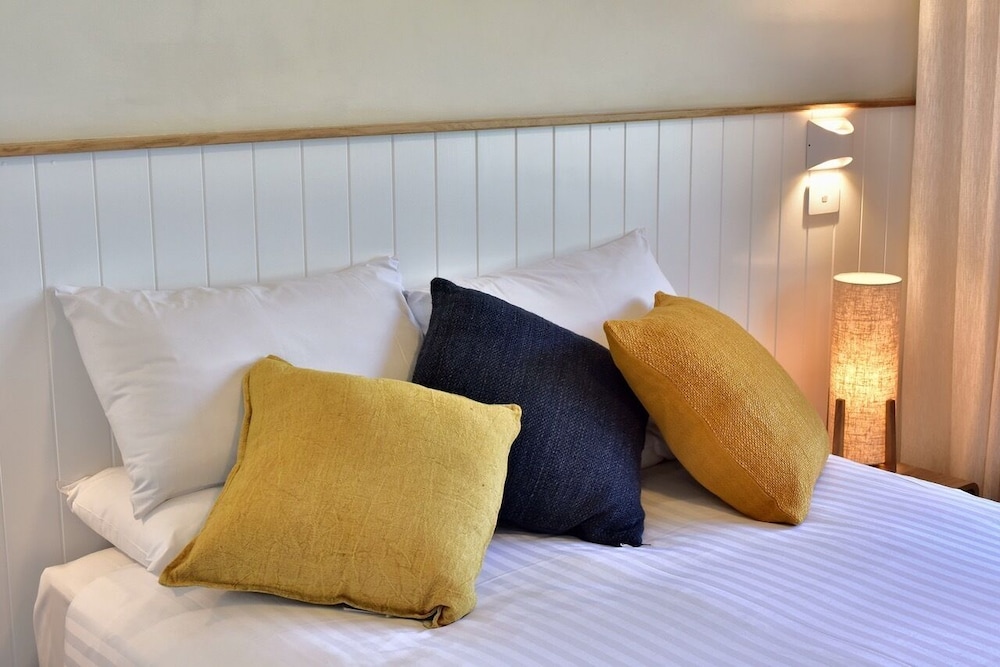 Mountain View Superior King Room