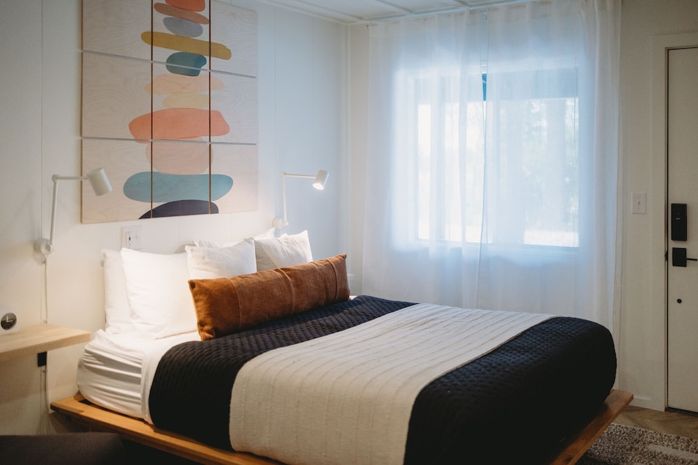 Standard Room, 1 Queen Bed with Sofa bed photo 1