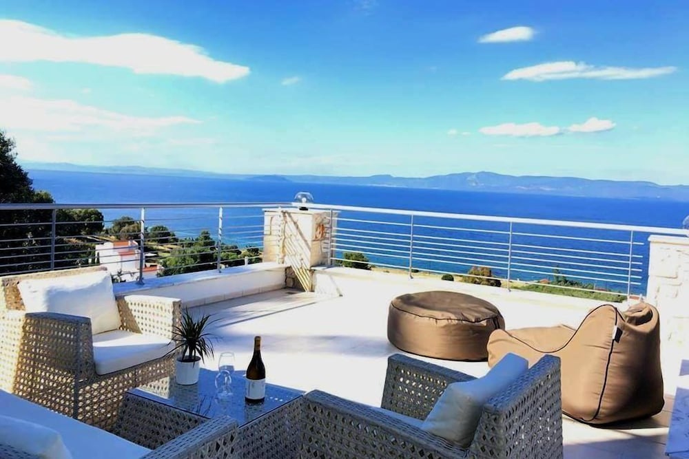 Villa - 2 Bedrooms with Private Pool photo 2