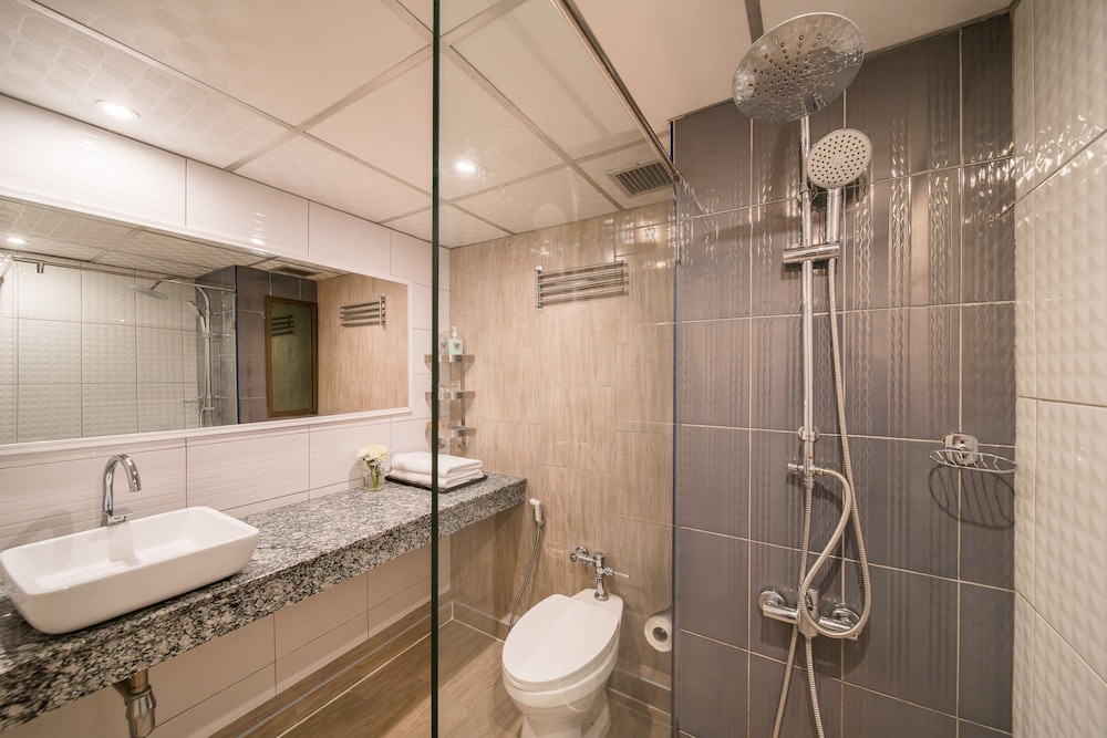 Premier Triple Room - Photo 7