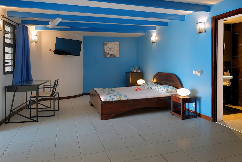 Family Quadruple Room, Non Smoking, Pool View